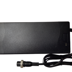 Lādētājs (Barošanas bloks, CHARGER)